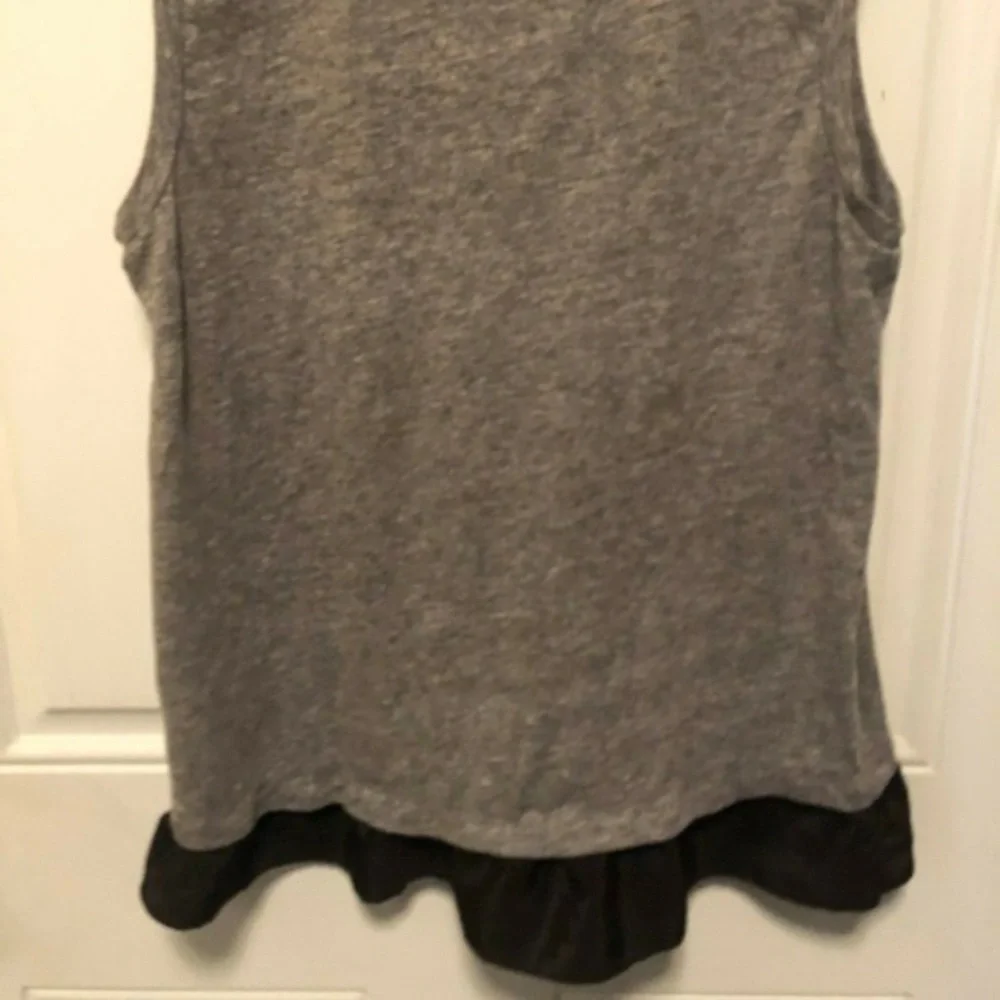 J. Crew Sleeveless Top‎ Black Gray Small Ruffled